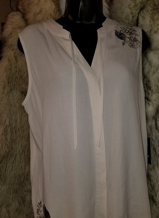 Vera Wang  Top Beautiful Blouse  NWT camisole - Picture 5 of 7